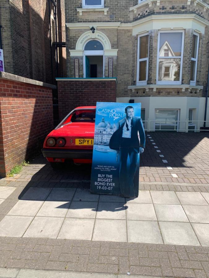 Southsea Royale Studio, James Bond, Parking, Seafront Πόρτσμουθ Εξωτερικό φωτογραφία